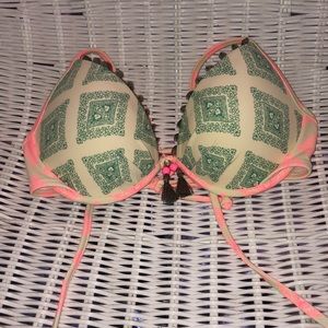 Victoria’s Secret bikini top